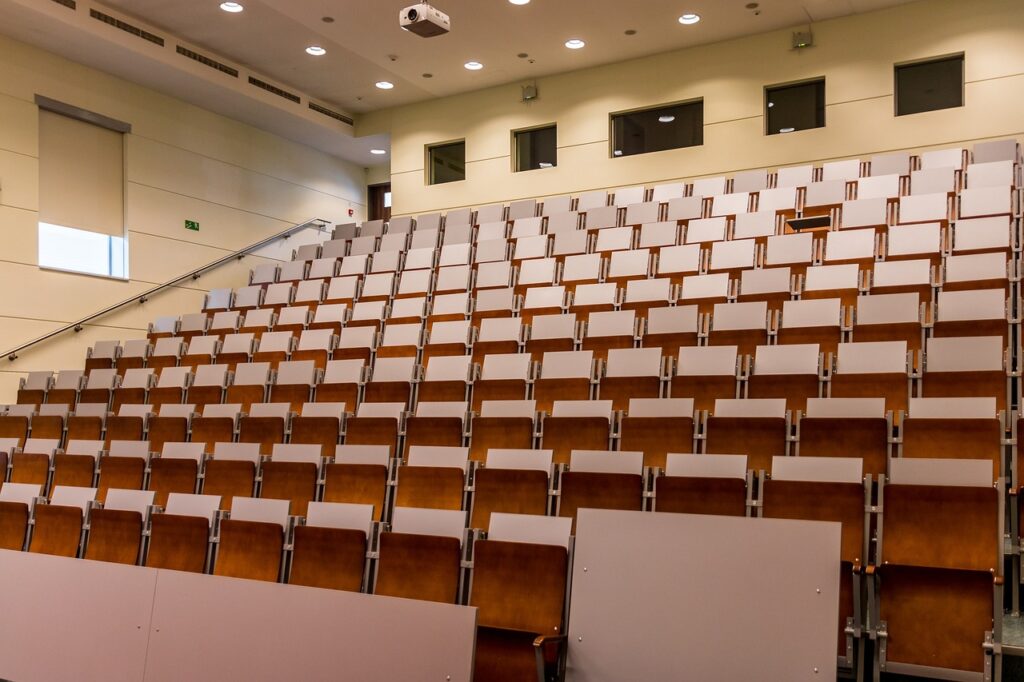 Wer interessiert sich für ein Psychologiestudium? auf psychologie-heute.info